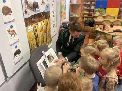 Poznajemy zwierzęta leśne- spotkanie z myśliwym panem Tomaszem