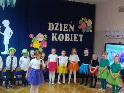 Dzien Kobiet dla pracowników oświaty